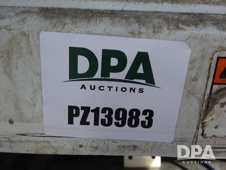 2016-freightliner-coronado-day-cab-glider-truck-(pz13983,-unit-716)-image-117