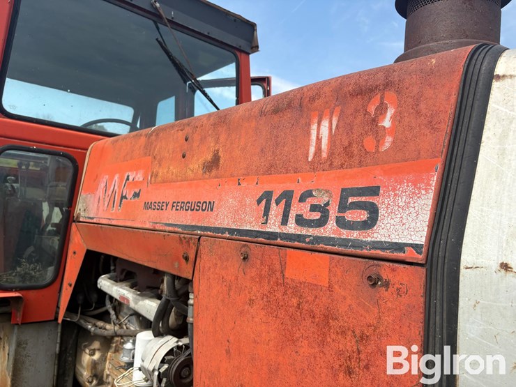 1977-massey-ferguson-1135-image-13