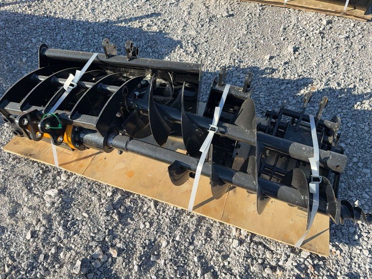 future-qty-(8)-excavator-attachment-image-1