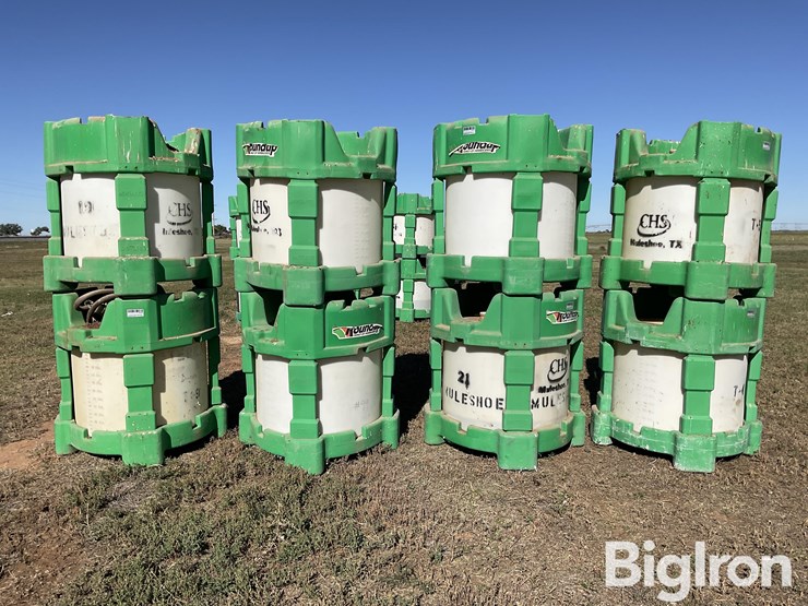 monsanto-120-gallon-liquid-fertilizer-poly-shuttles-image-8