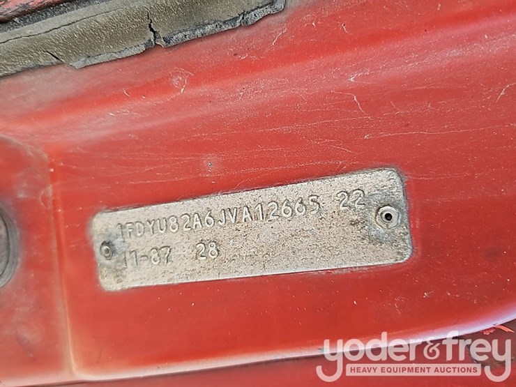 1988-ford-lt8000-image-41