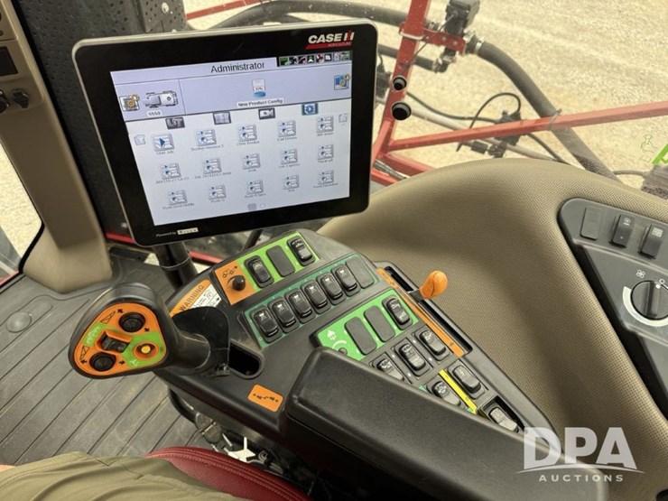 2020-case-ih-trident-5550-image-48