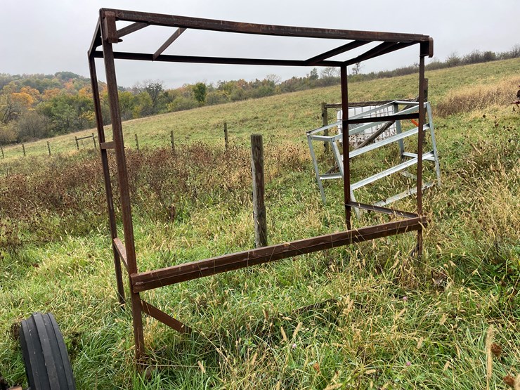 #8114-•-metal-frame-image-3