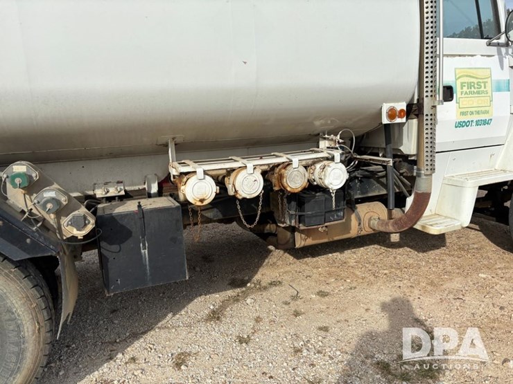 1994-ford-l8000-image-25