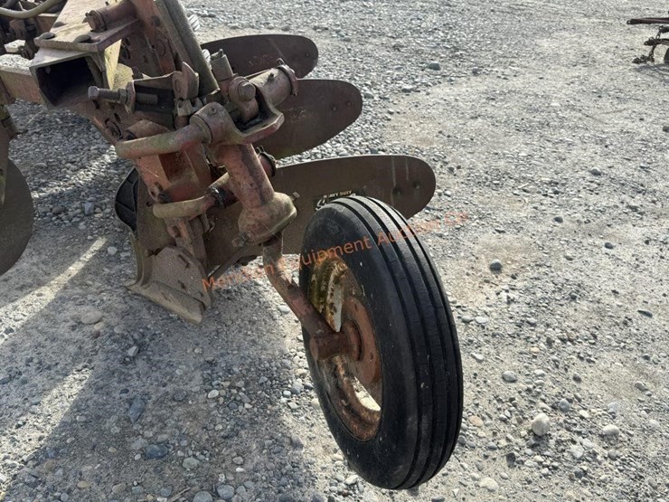 international-60-image-11