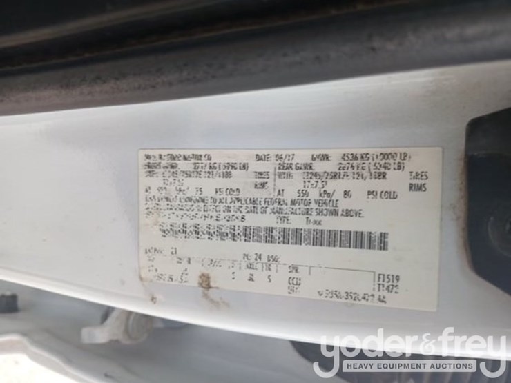 2017-ford-f250-xl-image-7