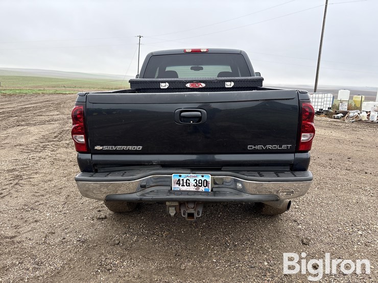 2003-chevrolet-silverado-2500-image-6