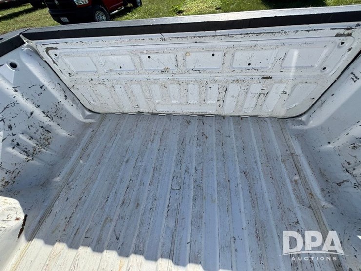 2018-chevrolet-silverado-image-28