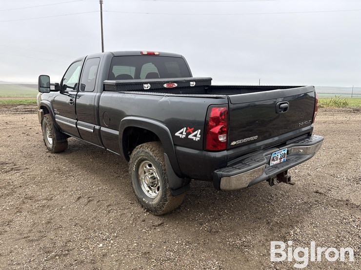 2003-chevrolet-silverado-2500-image-7