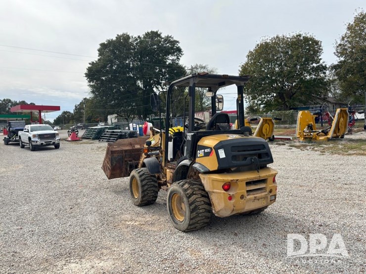 2015-caterpillar-903c2-image-3