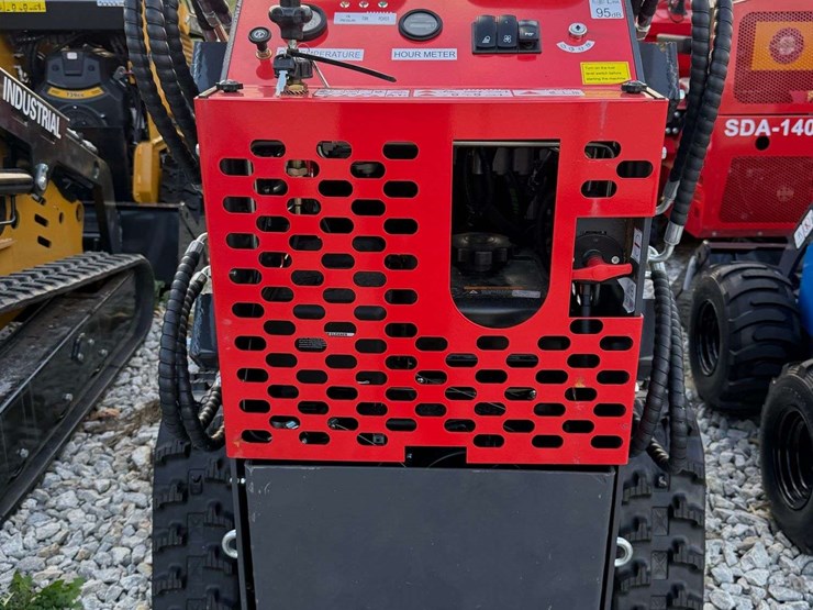 agt-ysrt14-mini-track-loader-image-6