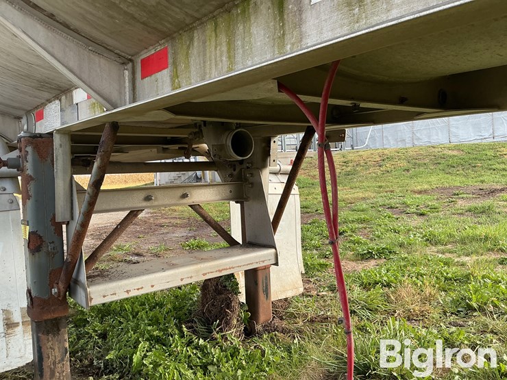 2004-polar-tanker-image-16