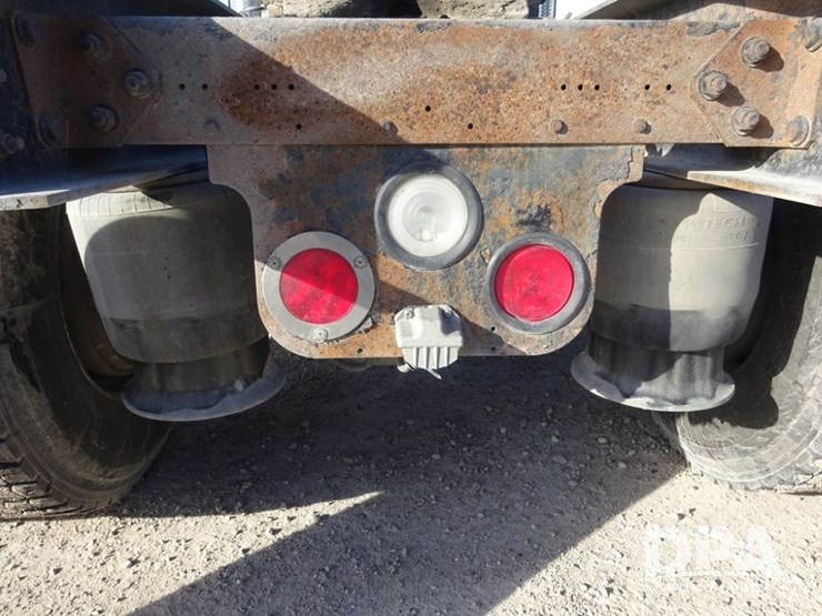 2016-freightliner-coronado-day-cab-glider-truck-(pz13983,-unit-716)-image-63