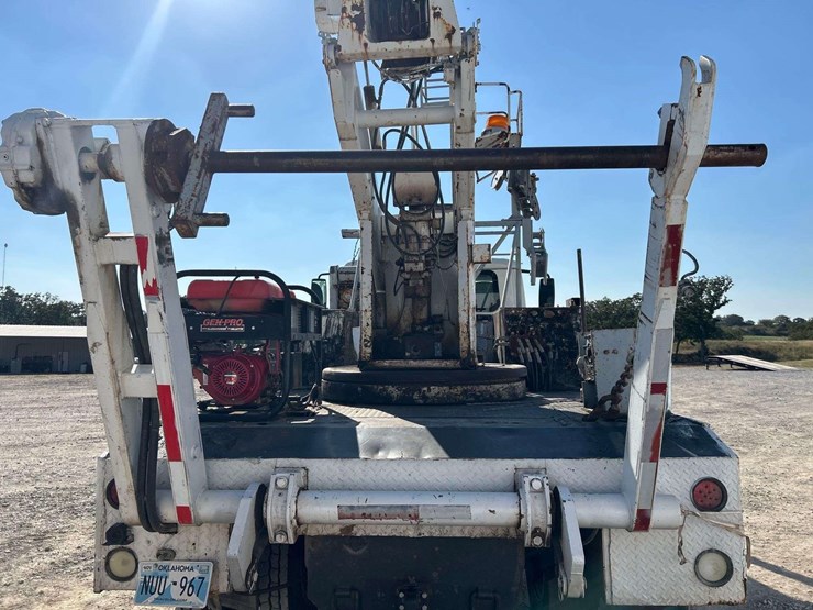 2005-international-durastar-4300-image-30