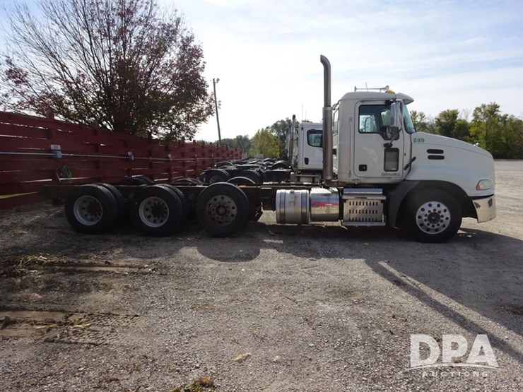 2014-mack-pinnacle-truck-(pz13988,-unit-239)-image-19