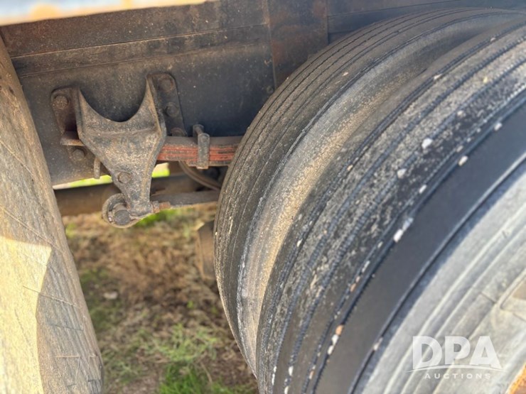 2007-international-durastar-4300-image-17