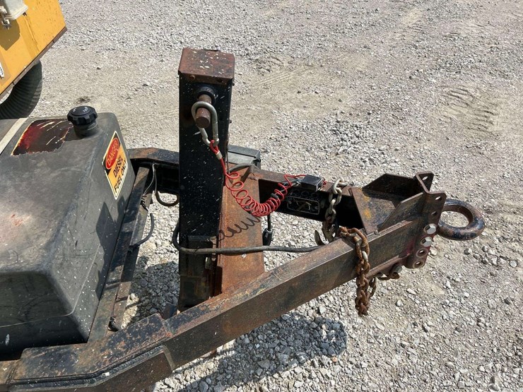 2012-vermeer-v500lehd-image-13