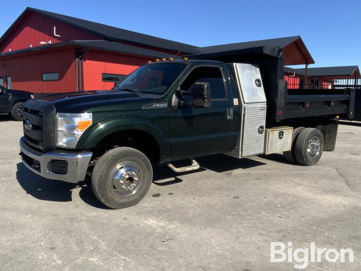 2016-ford-f350-xl-image-1