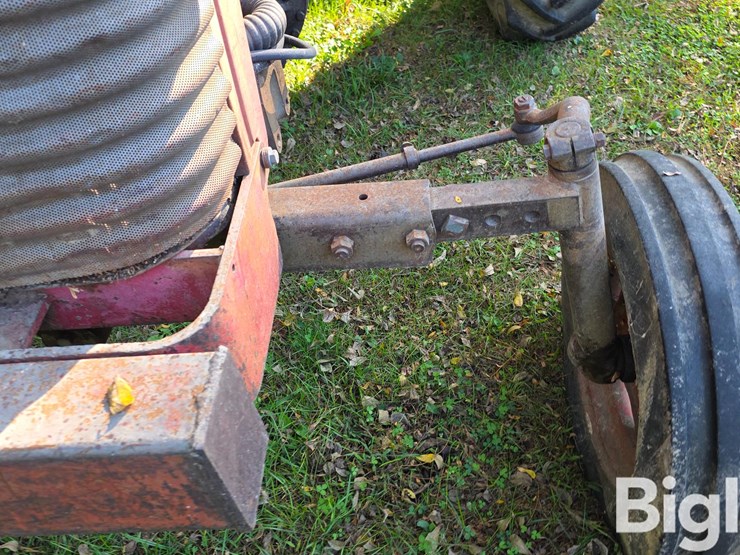 1958-massey-ferguson-50-image-19