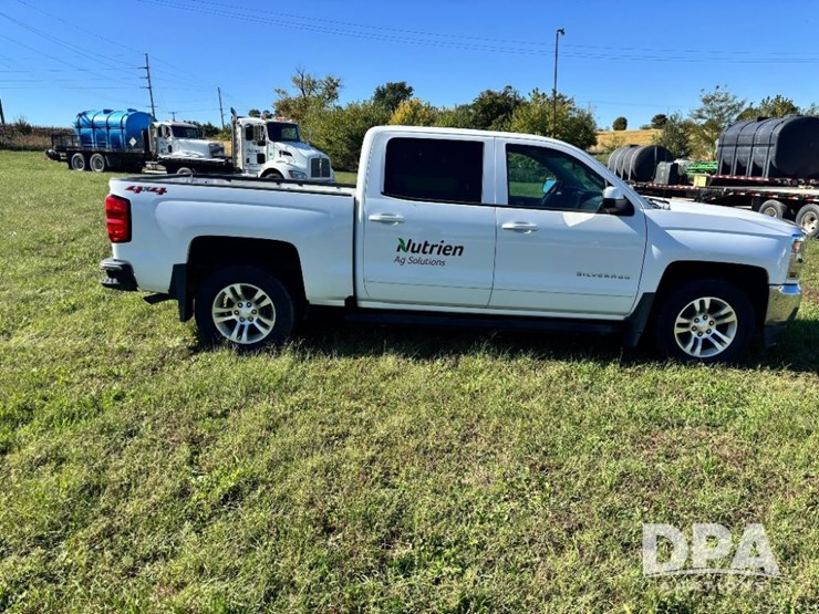2018-chevrolet-silverado-image-3