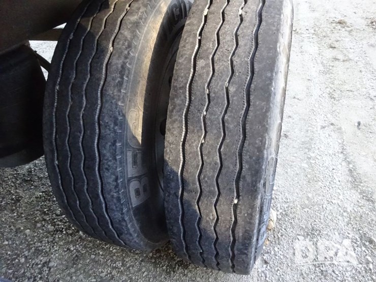 2014-timpte-hopper-bottom-image-32