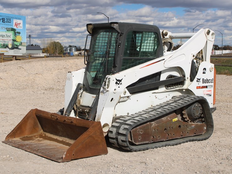 bobcat-t870-image-78