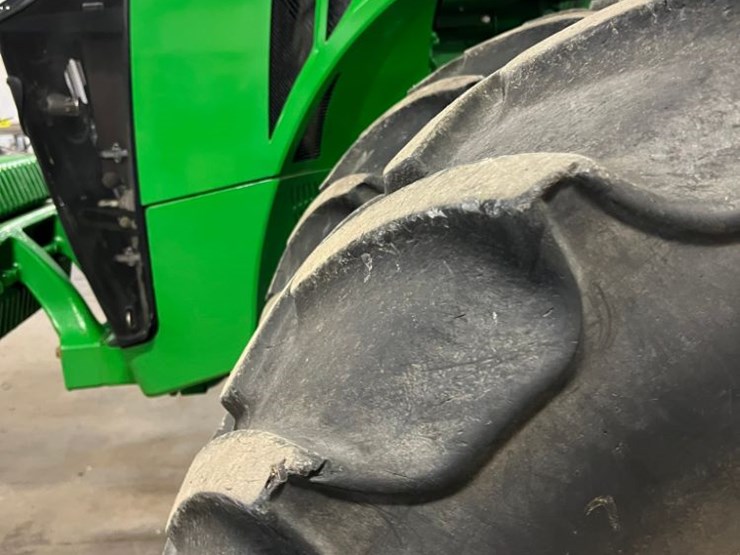 2017-john-deere-8320r-image-13