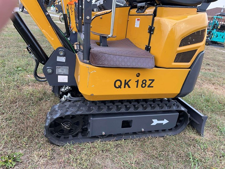 mini-excavator-qk18z-image-11