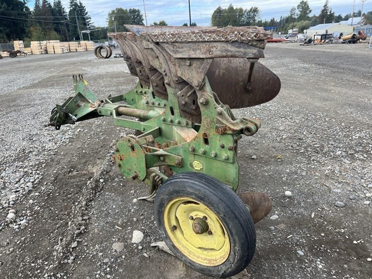 john-deere-4200-image-5