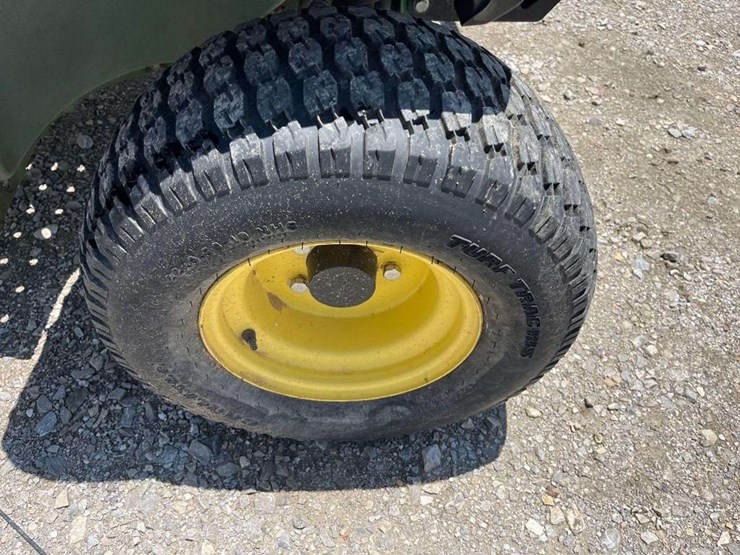 2010-john-deere-gator-image-18