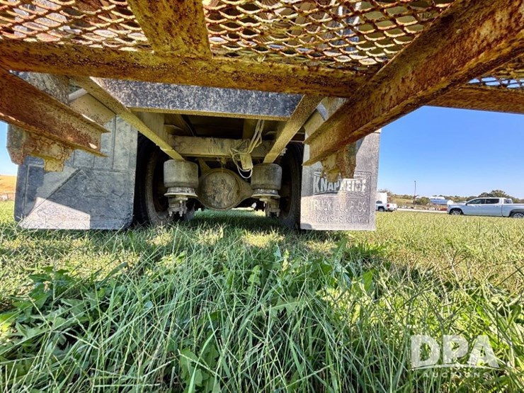 1993-freightliner-fld120-image-44