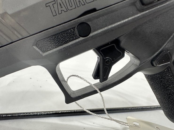 #2025-00059-•-taurus-gx4-pistol-image-16