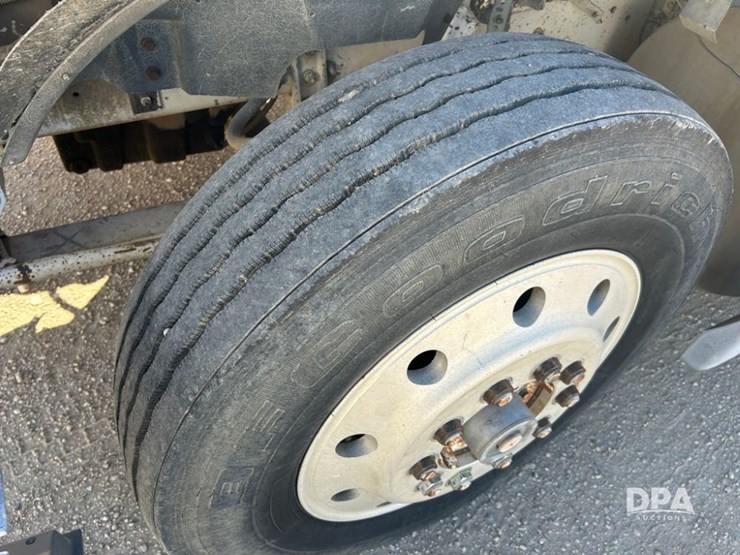 1991-international-9400-image-11