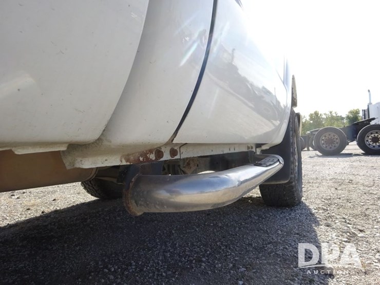 2011-ford-f250-image-33