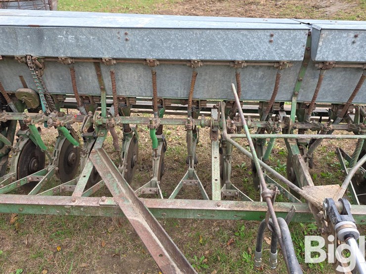 john-deere-mt6-image-16