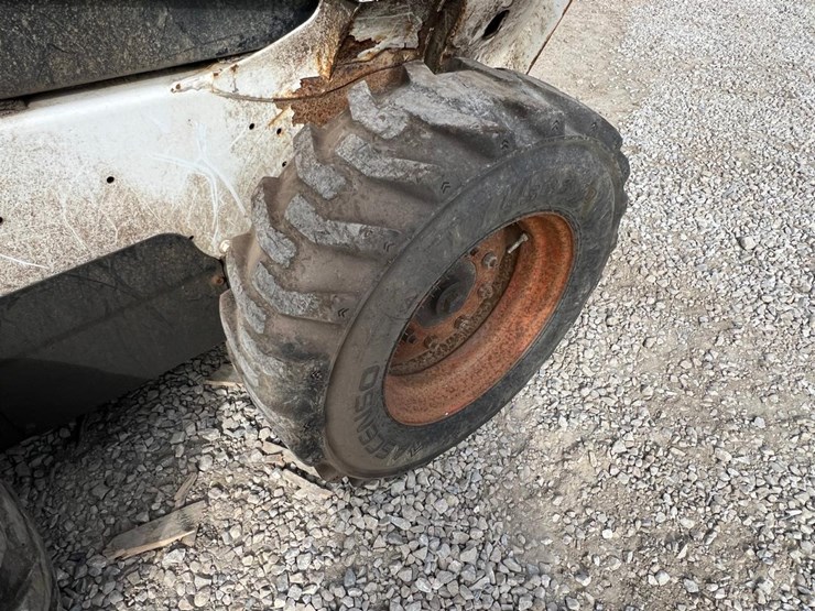 bobcat-s570-image-16