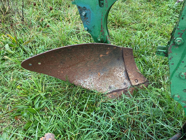 #8141-•-two-bottom-plow-image-16