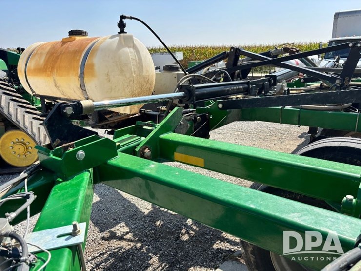 2021-unverferth-3500-image-42