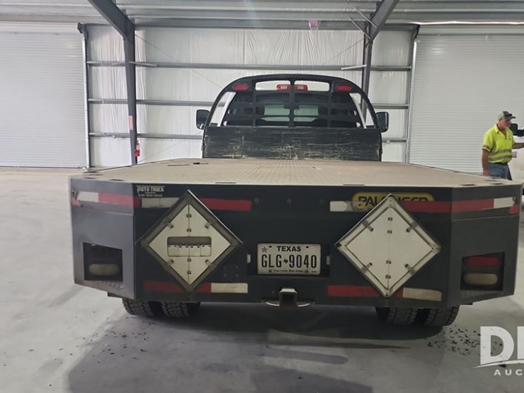 2015-dodge-ram-5500-image-4