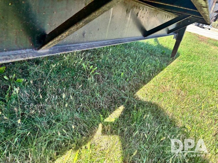 2004-load-max-gooseneck-trailer-(gp11715,-unit-126169)-image-27