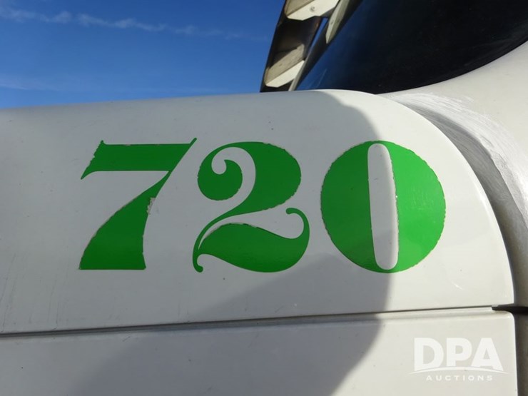 2016-freightliner-coronado-day-cab-glider-truck-(pz13982,-unit-720)-image-113