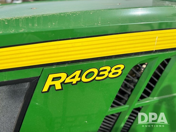 2019-john-deere-r4038-image-88