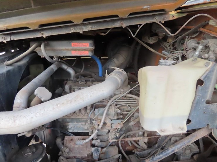 1996-ford-l9000-image-12