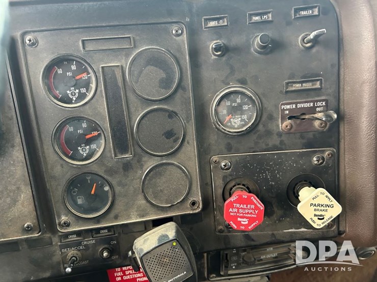 1992-international-9400-image-54