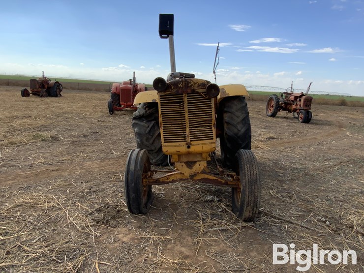 minneapolis-moline-403c-4-2wd-tractor-image-2