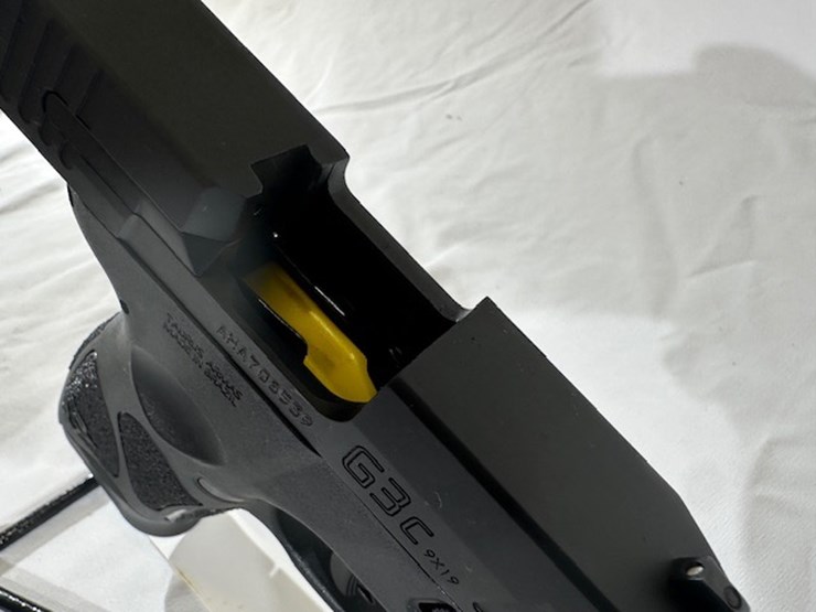 #2025-00068-•-taurus-g3c-pistol-image-33