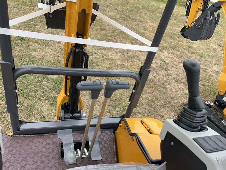 mini-excavator-qk20r-image-16