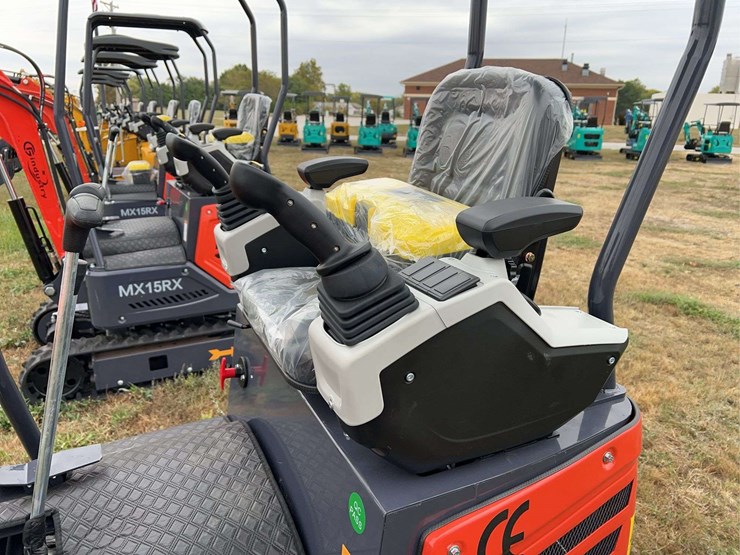 mini-excavator-mx15rx-image-17