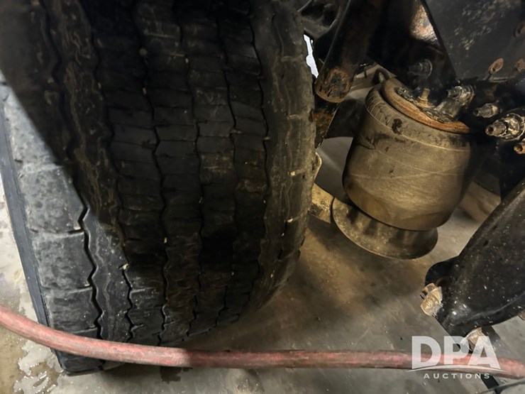 1992-international-9400-image-21