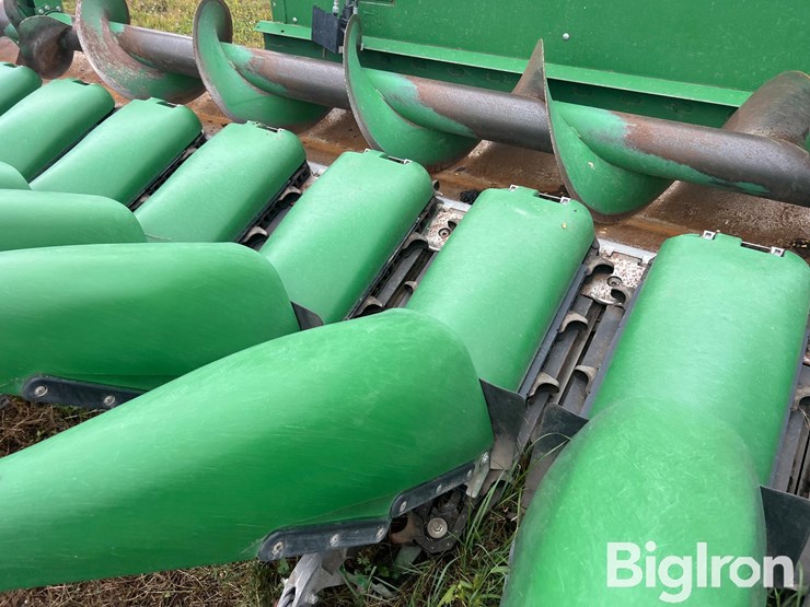 2021-john-deere-c16r-image-16